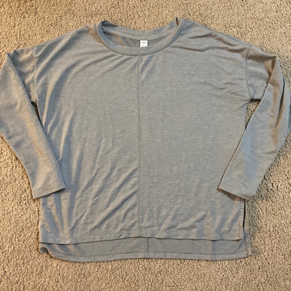 Old Navy Active Grey Long Sleeve - Picture 1 of 3